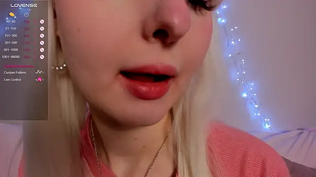 AdeleSilver online show from November 5, 2:14 am