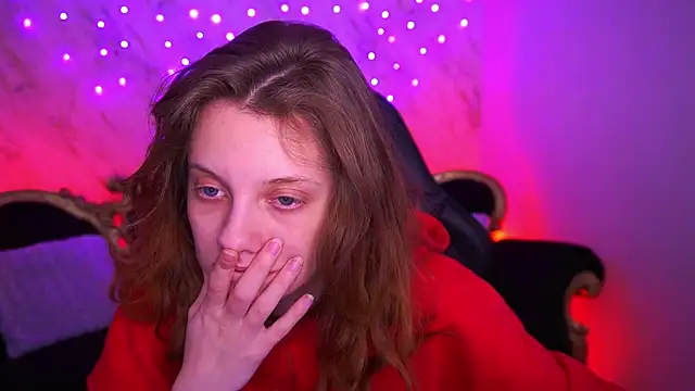 CuteeFoxy online show from March 20, 1:23 pm