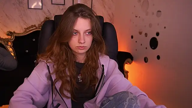 CuteeFoxy online show from May 8, 12:31 pm