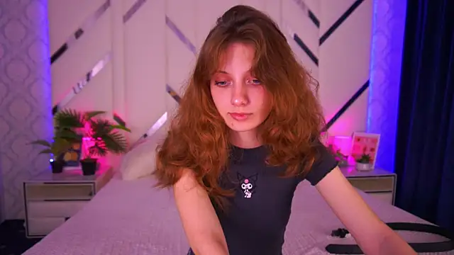 CuteeFoxy online show from October 28, 2:27 pm