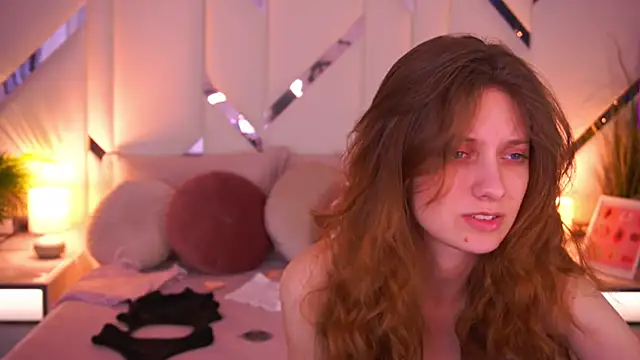 CuteeFoxy online show from March 16, 2:21 pm