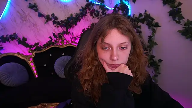 CuteeFoxy online show from November 3, 2:20 pm