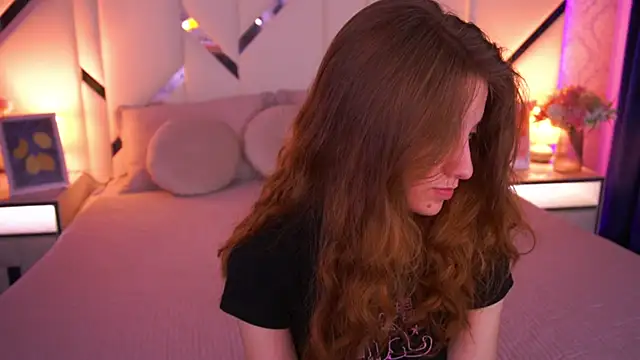 CuteeFoxy online show from May 11, 4:04 pm