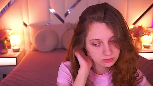 CuteeFoxy online show from March 31, 12:40 pm