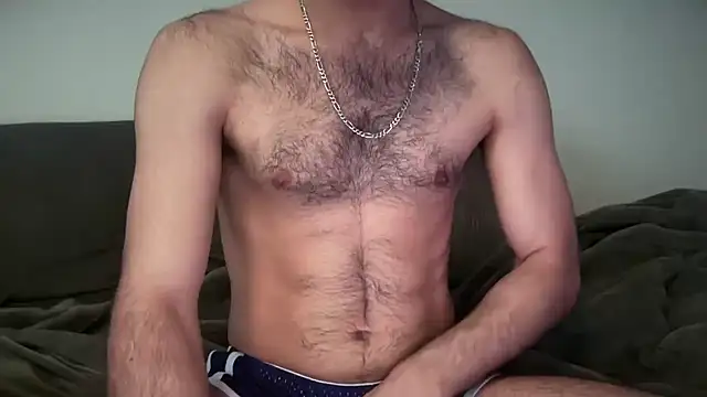 Snapshot of yournextguy chatting on February 7, 10:45 am yournextguy online show from February 7, 10:45 am