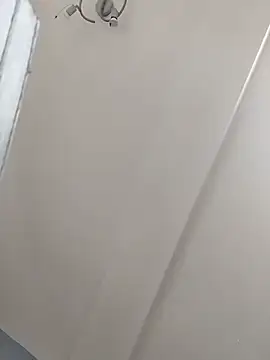 nicolaspgarnier online show from April 1, 3:53 pm