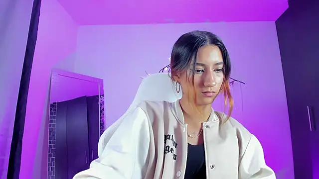 kittyrush  online show from March 9, 4:49 am