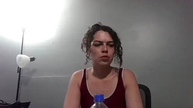 ali18of1 online show from April 4, 7:59 am