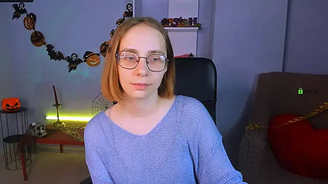 Snapshot of evalora_vei chatting on October 26, 6:47 am evalora vei online show from October 26, 6:47 am