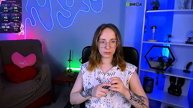 Snapshot of evalora_vei chatting on June 29, 7:24 pm evalora vei online show from June 29, 7:24 pm