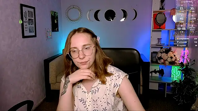 Snapshot of evalora_vei chatting on June 30, 9:04 pm evalora vei online show from June 30, 9:04 pm