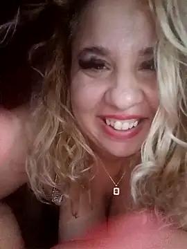 Snapshot of BelleInna chatting on November 12, 11:19 pm BelleInna online show from November 12, 11:19 pm