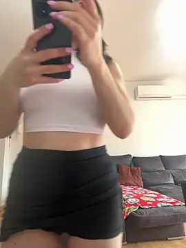 AlanaRius18 online show from March 3, 10:33 am