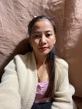 Miss-World00 online show from November 23, 12:59 pm