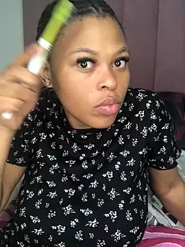 Bubbles156 online show from April 2, 7:31 pm