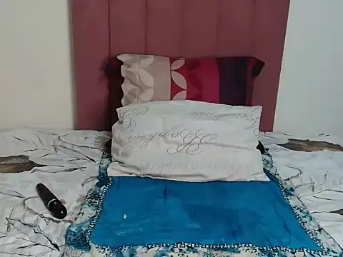 Bubbles156 online show from March 23, 7:14 pm