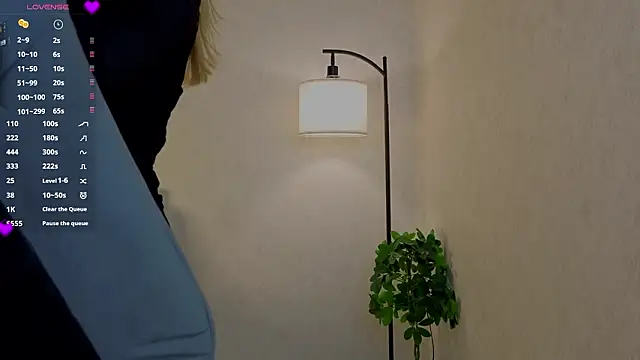 Erosyne online show from March 13, 5:07 pm