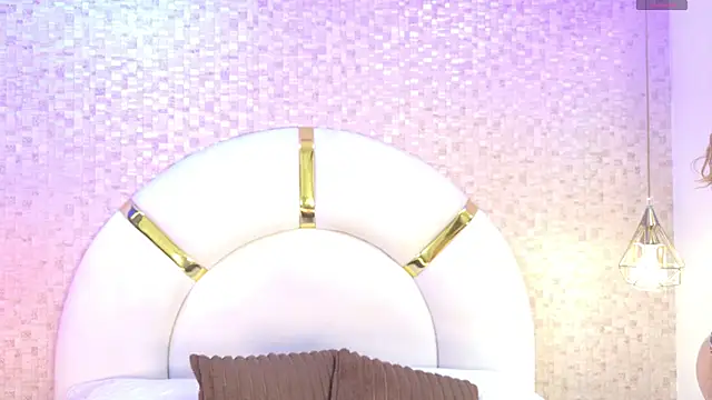 emmy rose25 online show from November 2, 12:10 pm