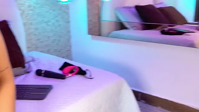 emmy rose25 online show from March 24, 11:43 am