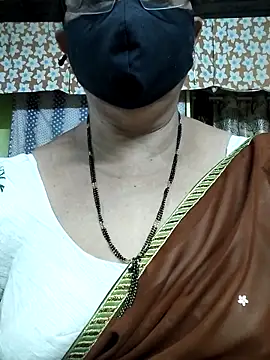 Snapshot of Anasuyatelugu chatting on April 1, 7:10 am Anasuyatelugu online show from April 1, 7:10 am