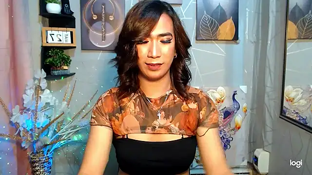 littleredbunny27 online show from November 29, 8:36 am