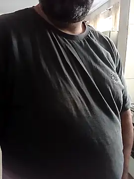 Snapshot of Motoboy100 chatting on December 16, 11:03 am Motoboy100 online show from December 16, 11:03 am