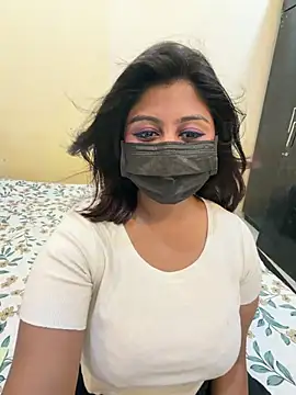 payal mittal online show from April 11, 10:35 pm