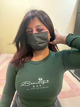 Snapshot of payal_mittal chatting on May 16, 8:52 pm payal mittal online show from May 16, 8:52 pm