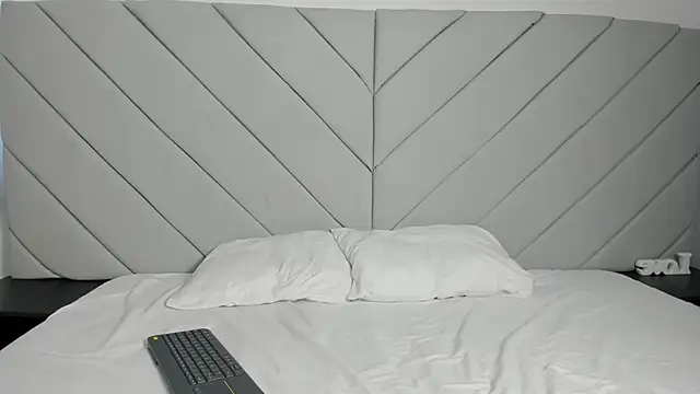 little kris1 online show from November 7, 12:10 pm