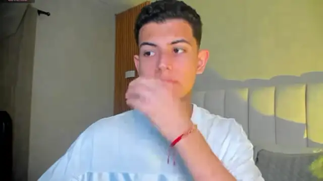 Snapshot of FireGuy_99 chatting on February 24, 1:12 pm FireGuy 99 online show from February 24, 1:12 pm