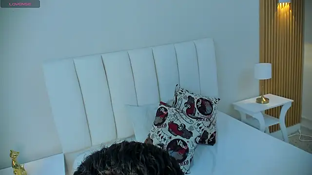 Snapshot of FireGuy_99 chatting on November 6, 1:48 pm FireGuy 99 online show from November 6, 1:48 pm