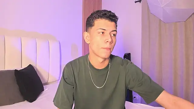 Snapshot of FireGuy_99 chatting on February 13, 1:00 pm FireGuy 99 online show from February 13, 1:00 pm