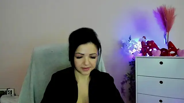 Mollybloom40 online show from March 30, 6:48 am