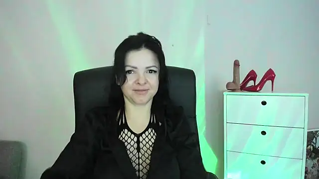 Snapshot of Mollybloom40 chatting on January 15, 7:45 am Mollybloom40 online show from January 15, 7:45 am