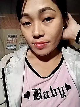 Snapshot of Hani-i chatting on November 25, 1:33 pm Hani-i online show from November 25, 1:33 pm