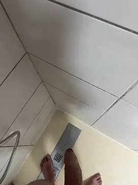 jesuislabb01 online show from April 14, 4:28 am