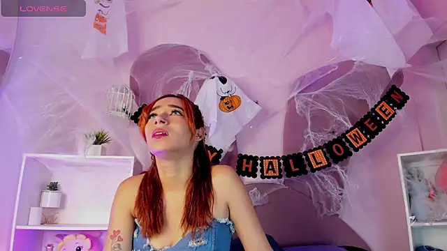 Lady Sophiia online show from October 23, 8:07 pm