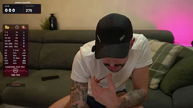 monsieurguitsxxx online show from February 7, 4:37 pm