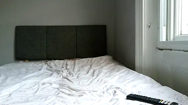 Scouse Lexi online show from April 8, 6:09 pm