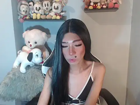 Yourasianbabyemma online show from October 29, 4:17 pm