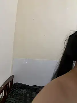 Aimee milk online show from April 29, 2:10 pm