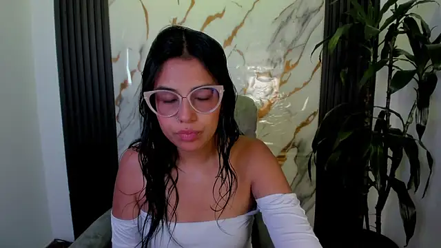 Sub Scarlett online show from February 4, 12:55 pm