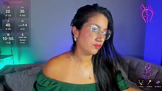 charlhot  online show from November 18, 12:41 pm