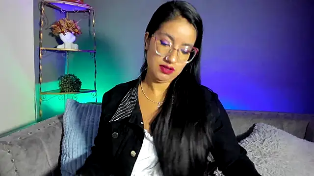 charlhot  online show from October 29, 12:37 pm