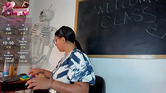 Savanna rios online show from November 28, 11:54 am