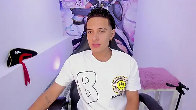 Snapshot of Hayden_Boy_ chatting on October 30, 12:58 pm Hayden Boy online show from October 30, 12:58 pm