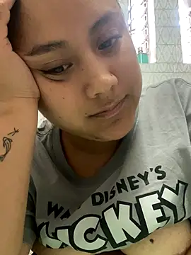 Snapshot of Techi0525 chatting on October 31, 8:27 pm Techi0525 online show from October 31, 8:27 pm