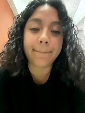 Snapshot of Techi0525 chatting on October 21, 6:51 pm Techi0525 online show from October 21, 6:51 pm