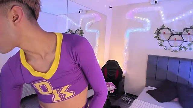 JustinCastiblanco online show from November 28, 11:32 am