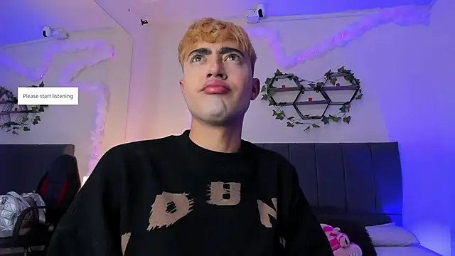 JustinCastiblanco online show from November 7, 11:26 am